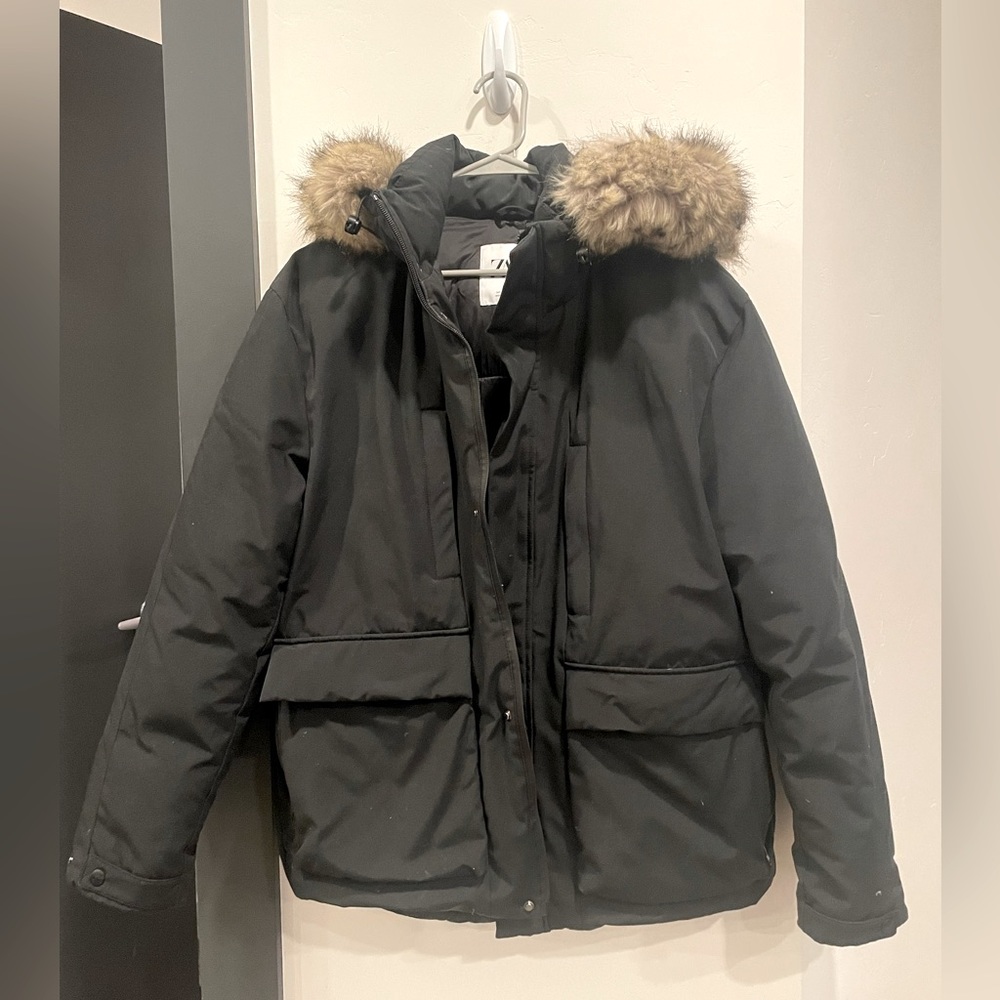 2x1 Zara Men’s puffer with fur Hoodie